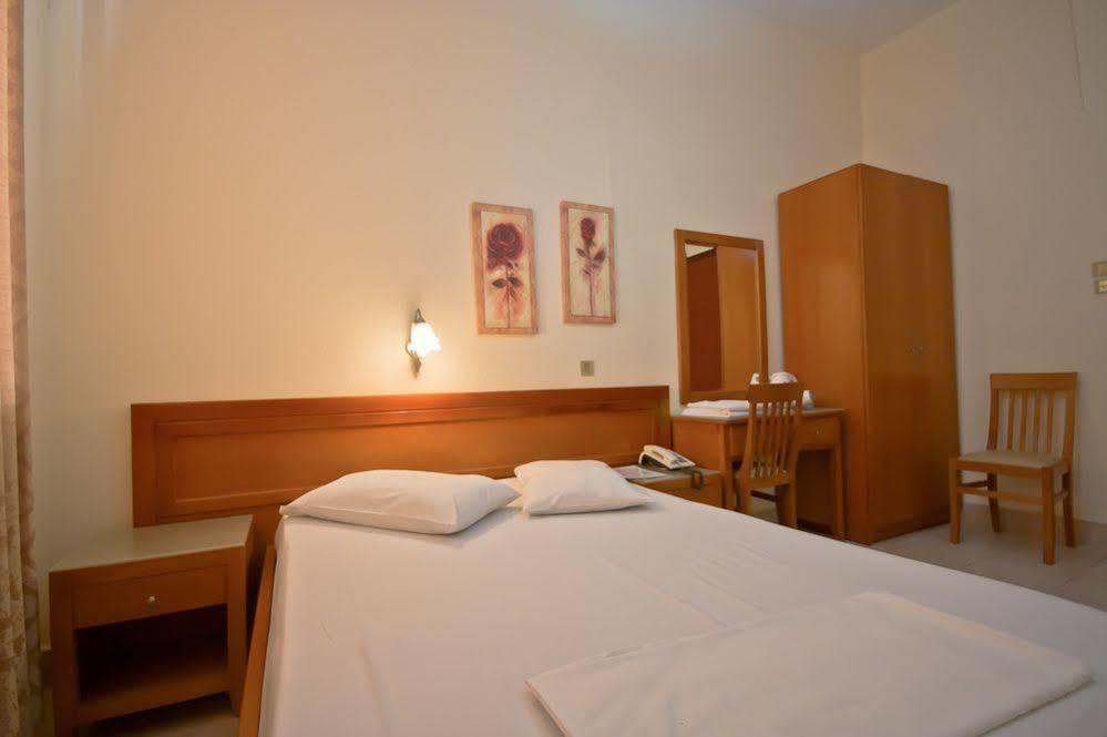 Hotel Lena Iraklio